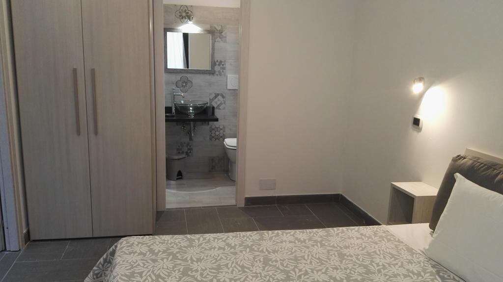 Appartamento Vittoria House Civitavecchia Esterno foto